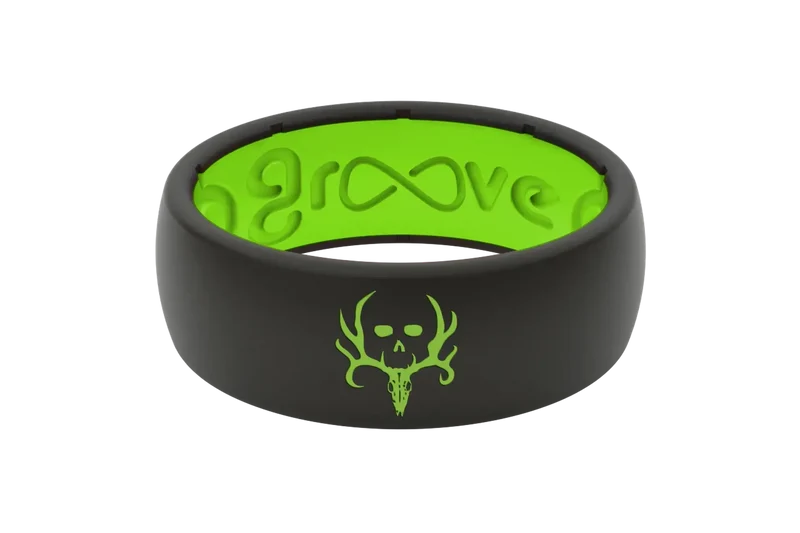 Bone Collector Black &amp; Green Ring